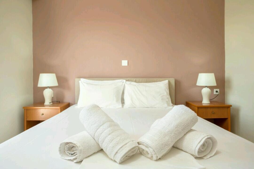 Eleni Studios & Apartments อาลีเกส ภายนอก รูปภาพ